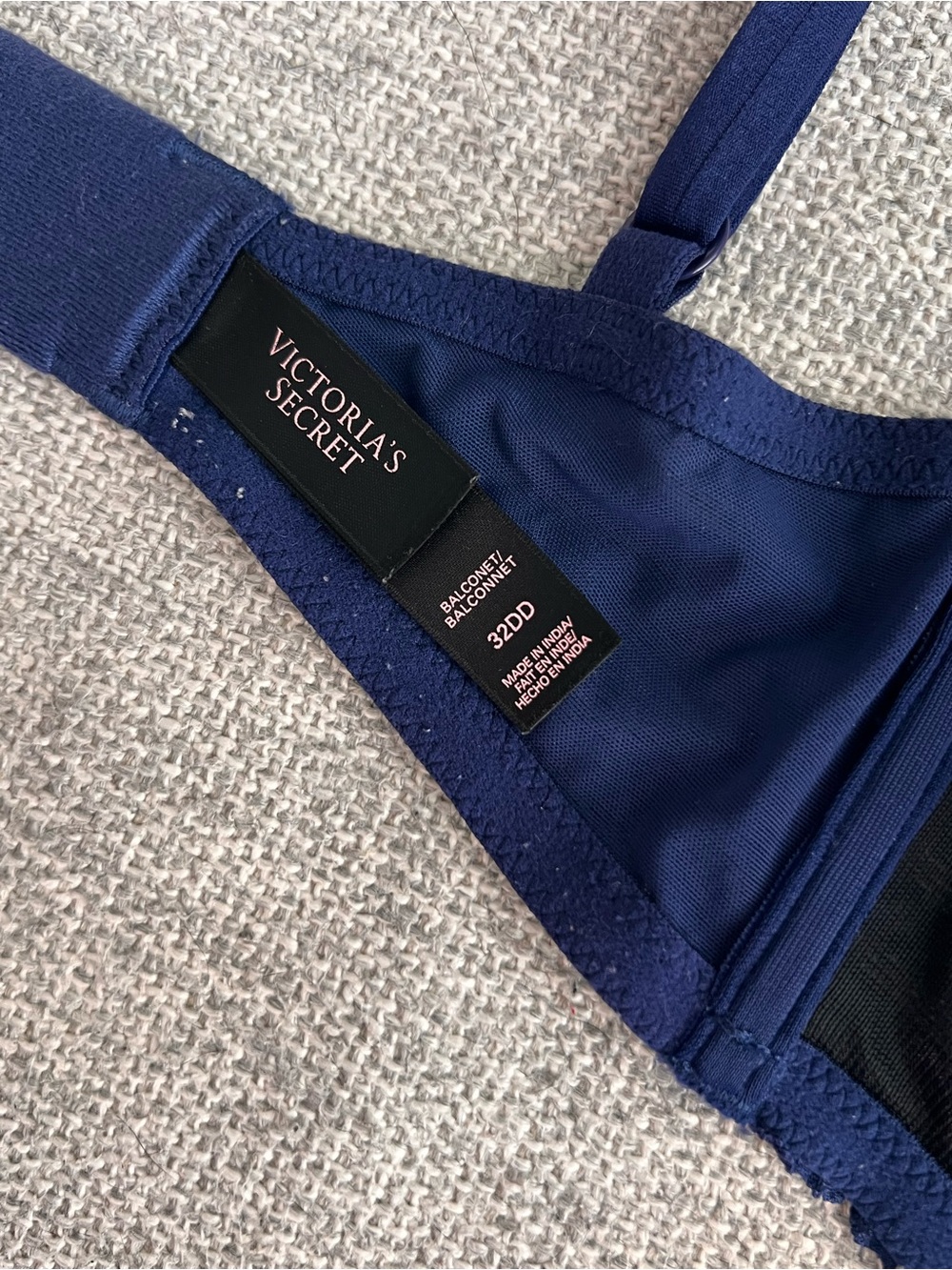 Victoria’s Secret Balconette Bra - Picture 3 of 5